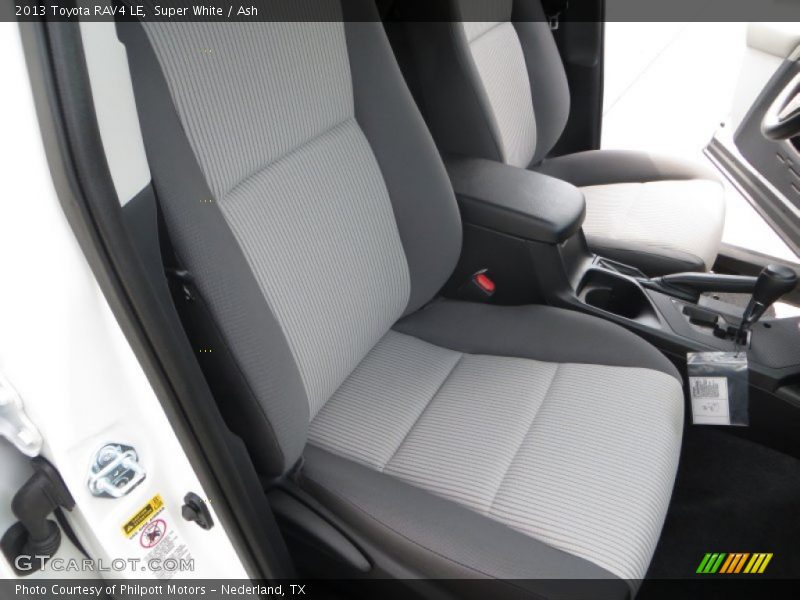 Super White / Ash 2013 Toyota RAV4 LE