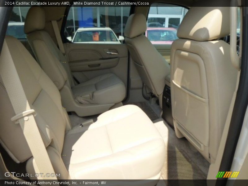 White Diamond Tricoat / Cashmere/Cocoa 2014 Cadillac Escalade Luxury AWD