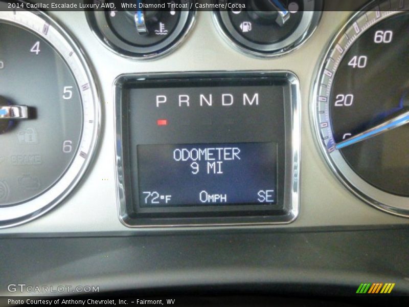 White Diamond Tricoat / Cashmere/Cocoa 2014 Cadillac Escalade Luxury AWD