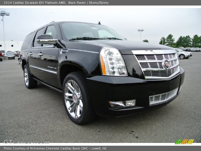 Front 3/4 View of 2014 Escalade ESV Platinum AWD