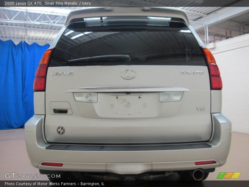 Silver Pine Metallic / Ivory 2005 Lexus GX 470