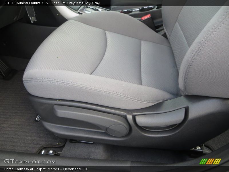 Titanium Gray Metallic / Gray 2013 Hyundai Elantra GLS