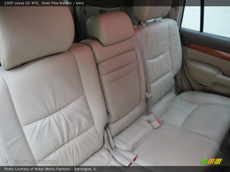 Silver Pine Metallic / Ivory 2005 Lexus GX 470