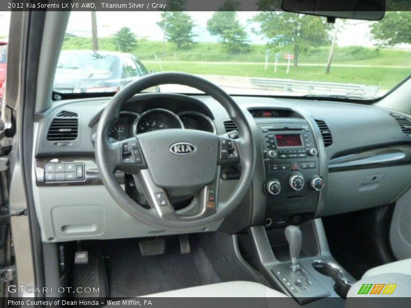 Titanium Silver / Gray 2012 Kia Sorento LX V6 AWD