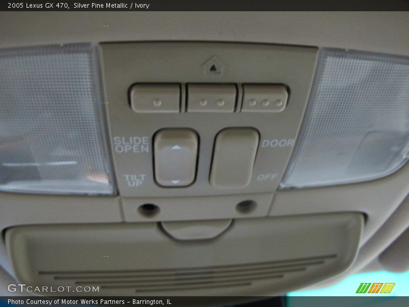 Silver Pine Metallic / Ivory 2005 Lexus GX 470