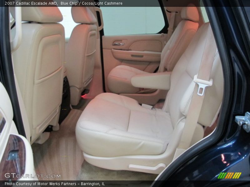 Blue Chip / Cocoa/Light Cashmere 2007 Cadillac Escalade AWD
