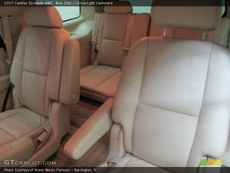 Blue Chip / Cocoa/Light Cashmere 2007 Cadillac Escalade AWD