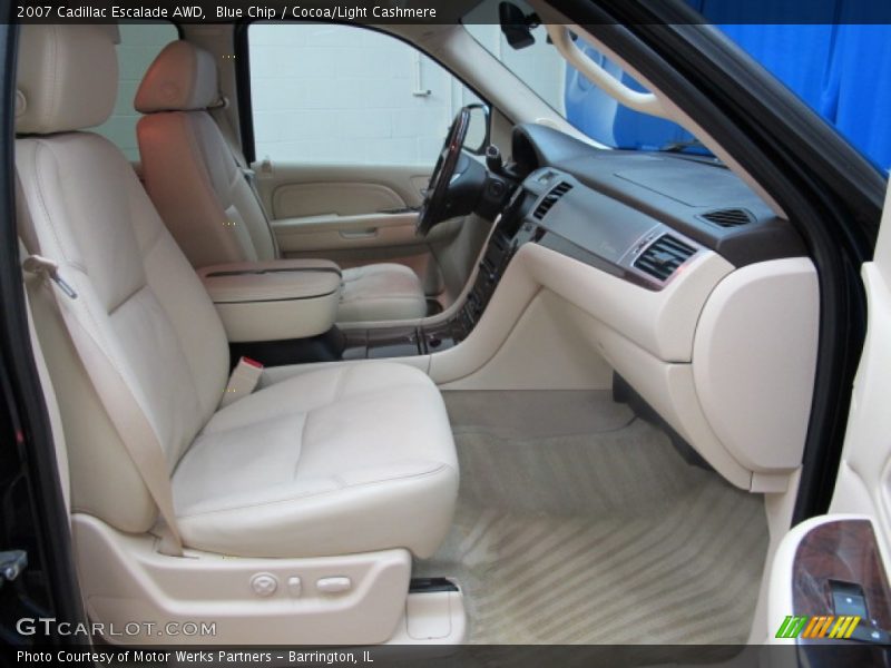 Blue Chip / Cocoa/Light Cashmere 2007 Cadillac Escalade AWD