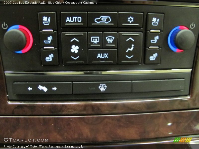 Blue Chip / Cocoa/Light Cashmere 2007 Cadillac Escalade AWD