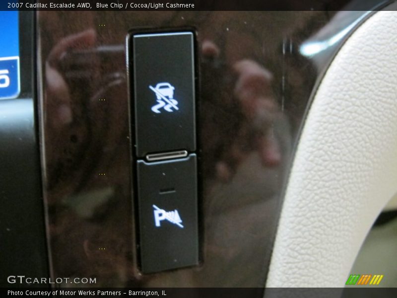 Blue Chip / Cocoa/Light Cashmere 2007 Cadillac Escalade AWD