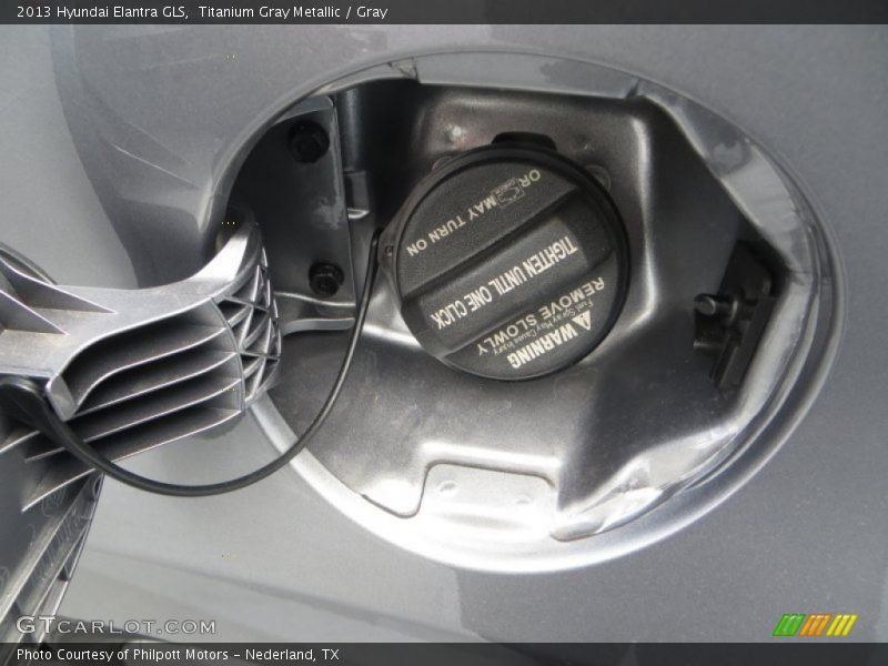 Titanium Gray Metallic / Gray 2013 Hyundai Elantra GLS