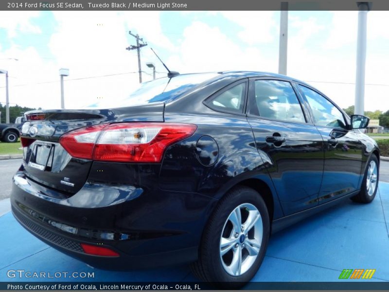 Tuxedo Black / Medium Light Stone 2014 Ford Focus SE Sedan