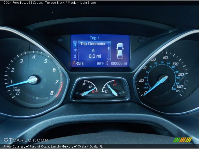 Tuxedo Black / Medium Light Stone 2014 Ford Focus SE Sedan
