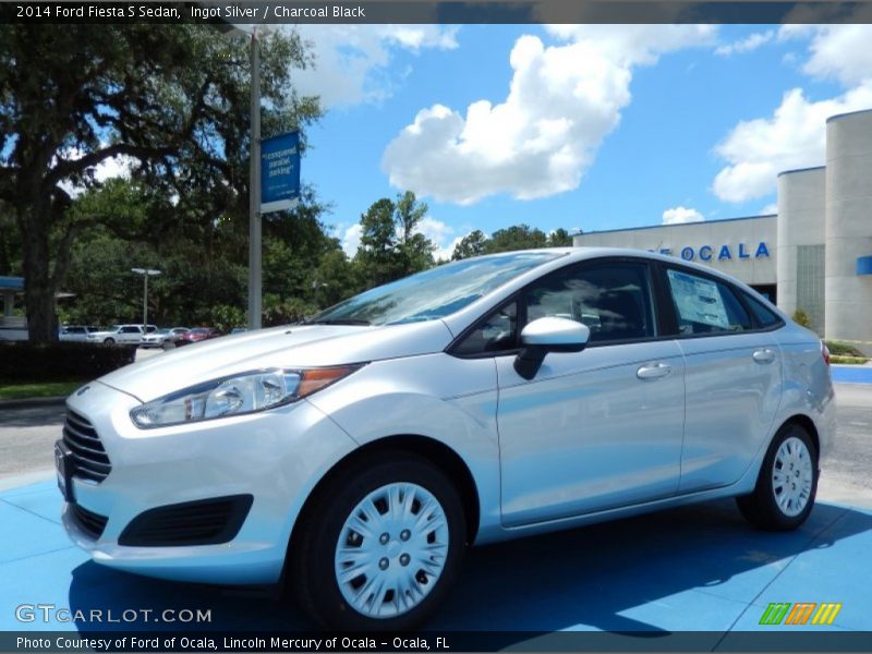 Ingot Silver / Charcoal Black 2014 Ford Fiesta S Sedan