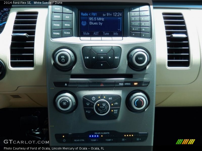 White Suede / Dune 2014 Ford Flex SE