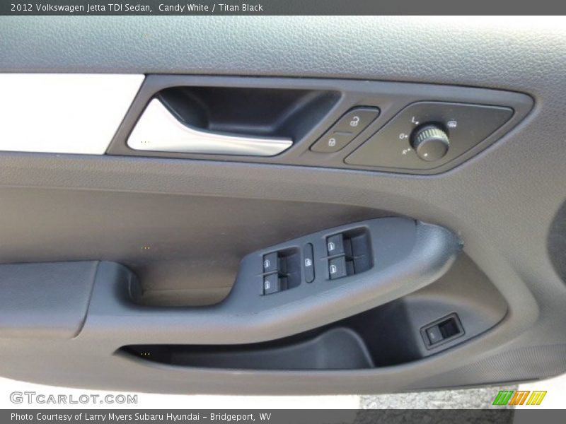 Candy White / Titan Black 2012 Volkswagen Jetta TDI Sedan