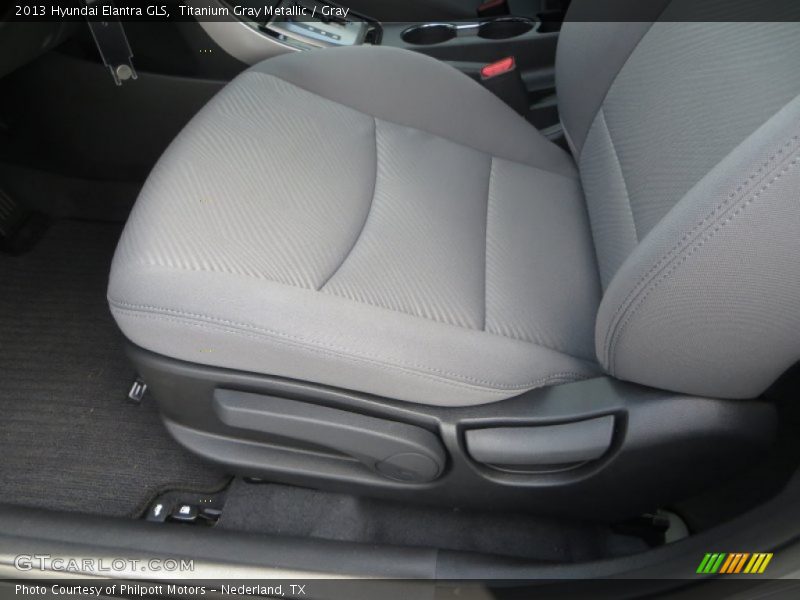 Titanium Gray Metallic / Gray 2013 Hyundai Elantra GLS