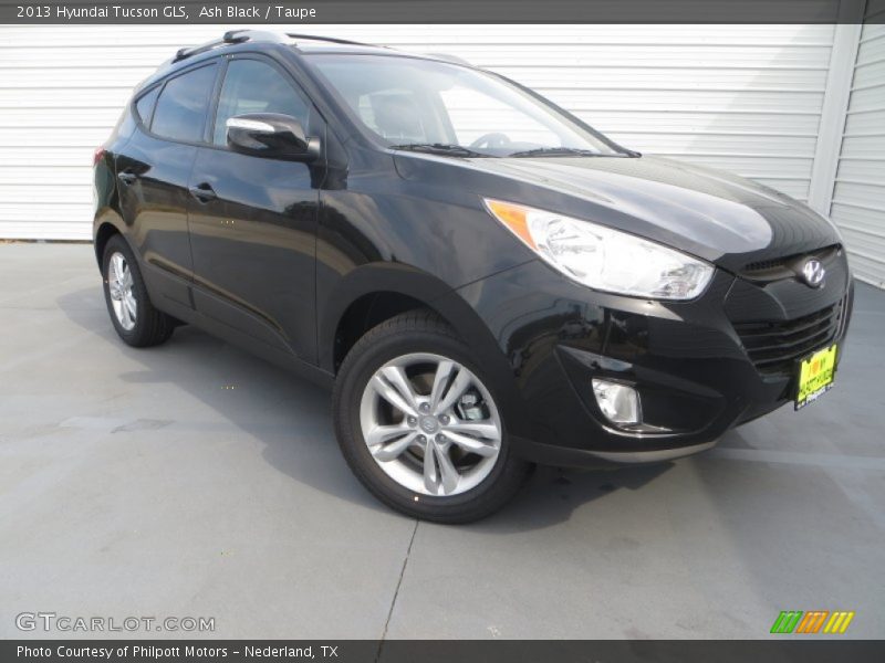 Ash Black / Taupe 2013 Hyundai Tucson GLS