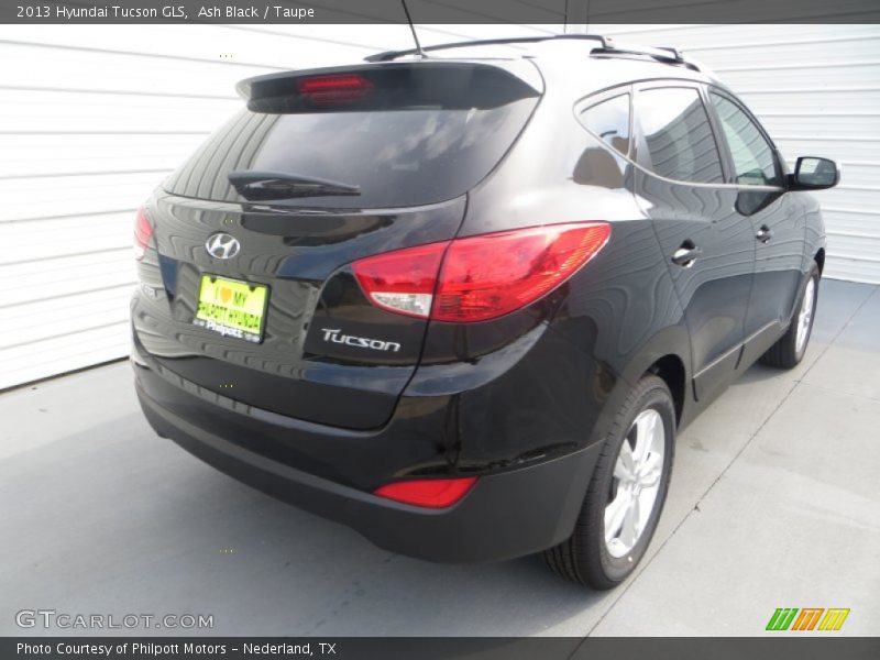 Ash Black / Taupe 2013 Hyundai Tucson GLS