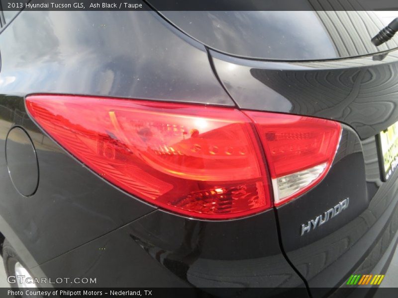 Ash Black / Taupe 2013 Hyundai Tucson GLS