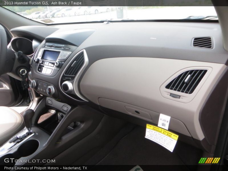 Ash Black / Taupe 2013 Hyundai Tucson GLS