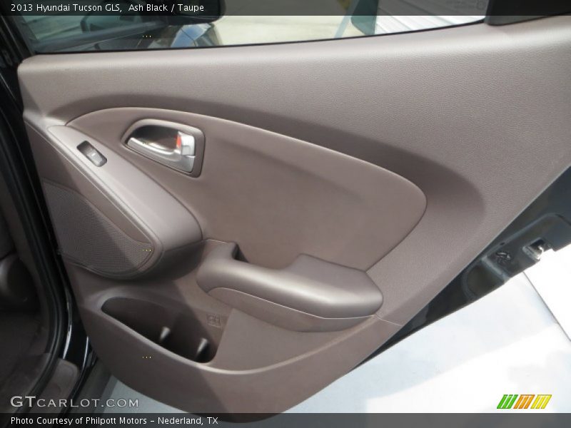 Ash Black / Taupe 2013 Hyundai Tucson GLS