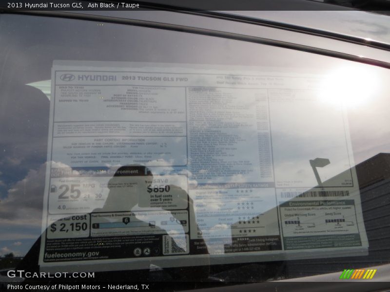 Ash Black / Taupe 2013 Hyundai Tucson GLS