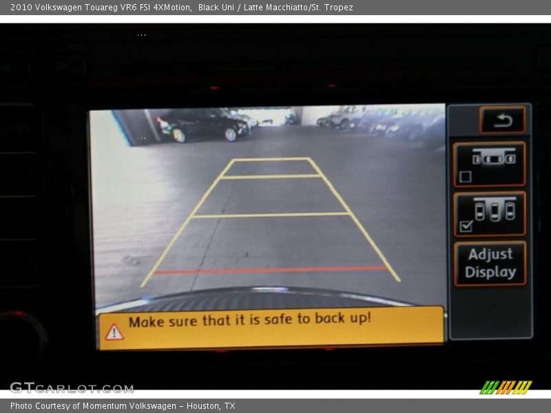 Black Uni / Latte Macchiatto/St. Tropez 2010 Volkswagen Touareg VR6 FSI 4XMotion