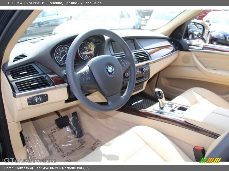 Jet Black / Sand Beige 2013 BMW X5 xDrive 35i Premium