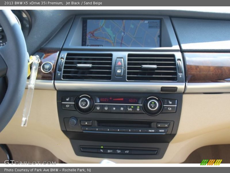 Jet Black / Sand Beige 2013 BMW X5 xDrive 35i Premium