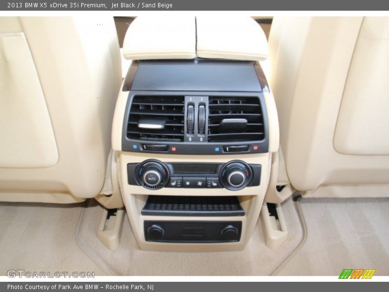 Jet Black / Sand Beige 2013 BMW X5 xDrive 35i Premium