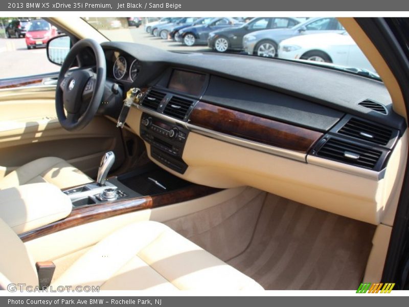 Jet Black / Sand Beige 2013 BMW X5 xDrive 35i Premium