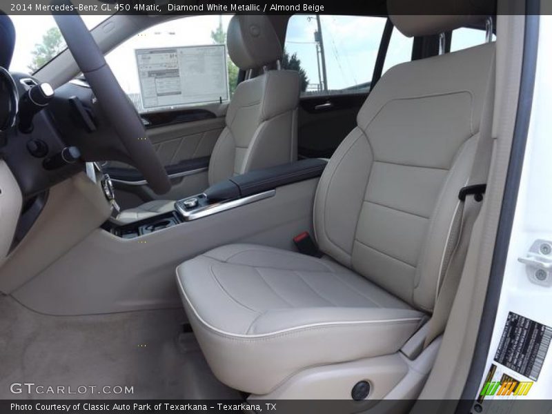 Front Seat of 2014 GL 450 4Matic