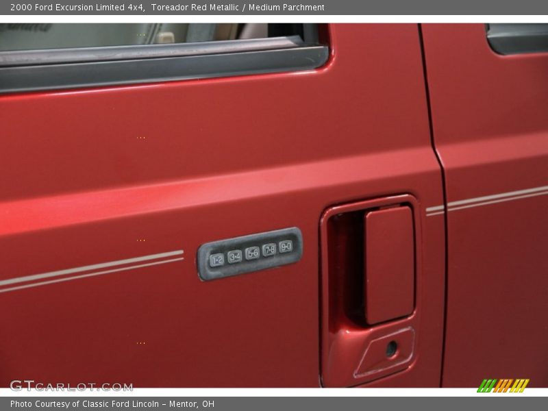 Toreador Red Metallic / Medium Parchment 2000 Ford Excursion Limited 4x4