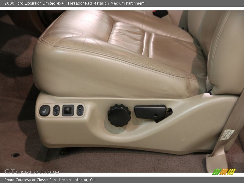 Toreador Red Metallic / Medium Parchment 2000 Ford Excursion Limited 4x4