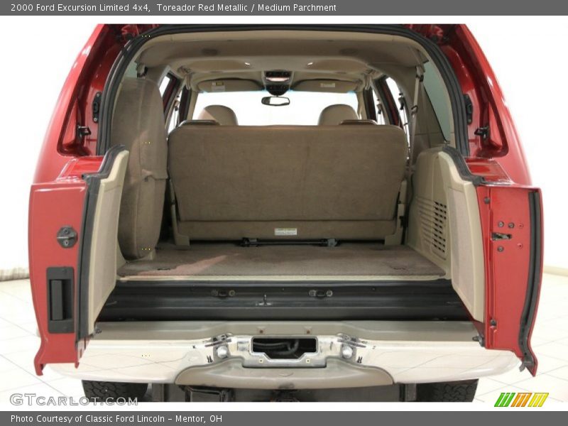 Toreador Red Metallic / Medium Parchment 2000 Ford Excursion Limited 4x4