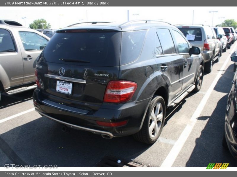 Black / Black 2009 Mercedes-Benz ML 320 BlueTec 4Matic
