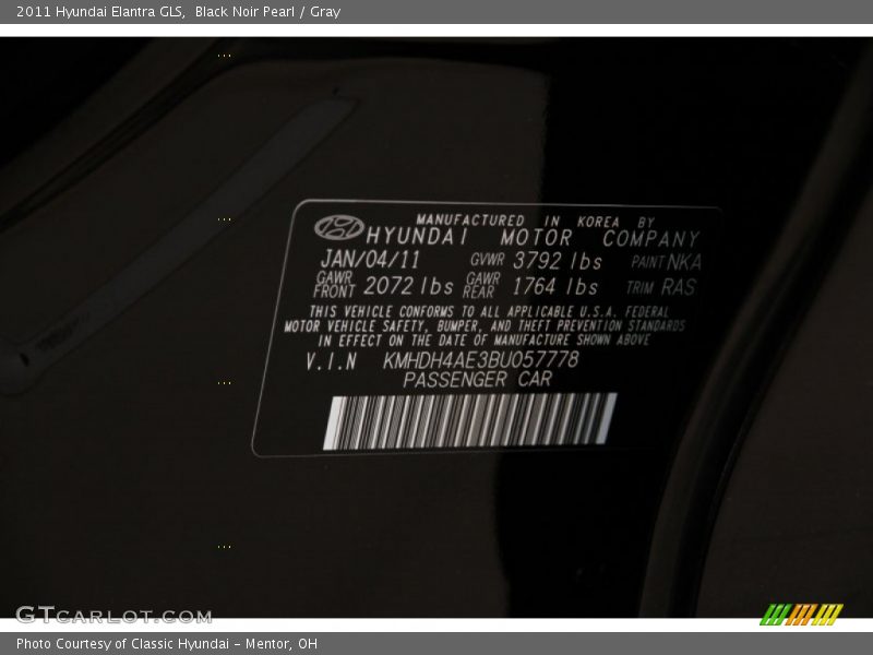 Black Noir Pearl / Gray 2011 Hyundai Elantra GLS
