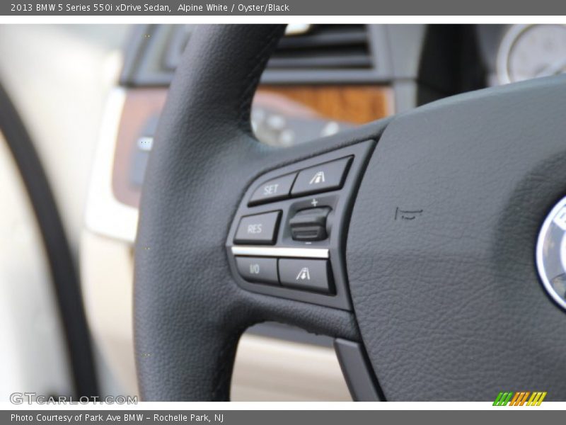 Controls of 2013 5 Series 550i xDrive Sedan