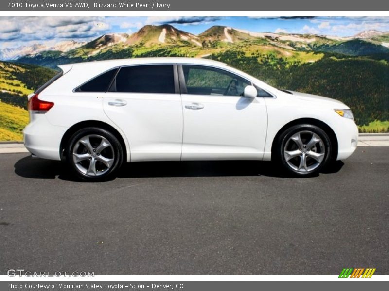 Blizzard White Pearl / Ivory 2010 Toyota Venza V6 AWD