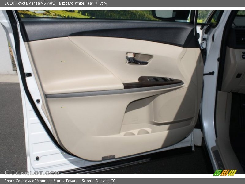 Blizzard White Pearl / Ivory 2010 Toyota Venza V6 AWD
