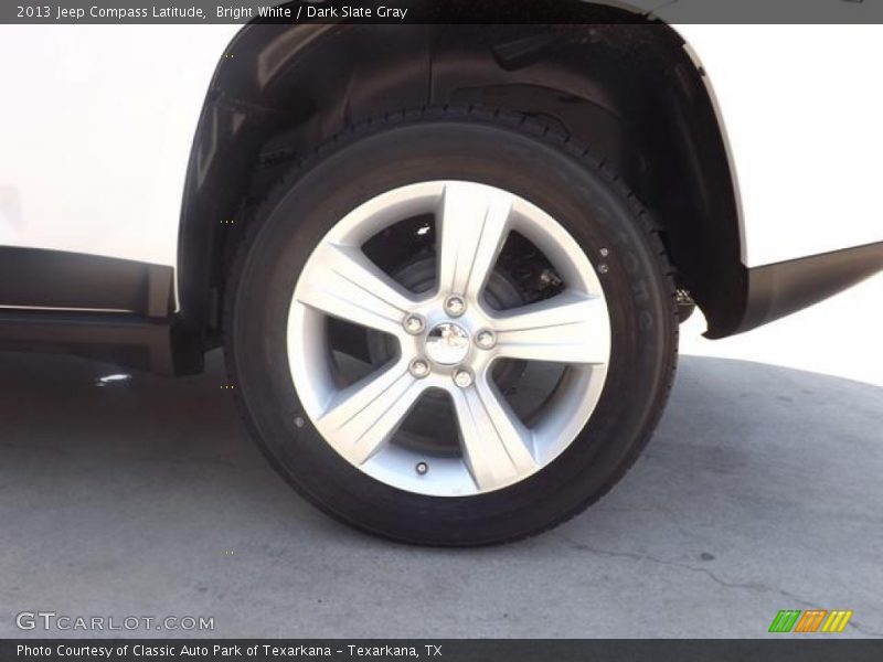 Bright White / Dark Slate Gray 2013 Jeep Compass Latitude