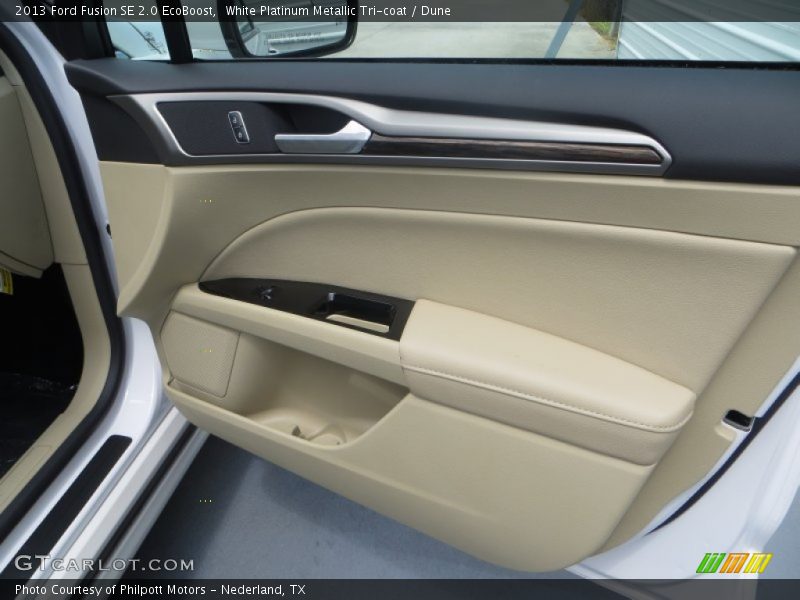 White Platinum Metallic Tri-coat / Dune 2013 Ford Fusion SE 2.0 EcoBoost