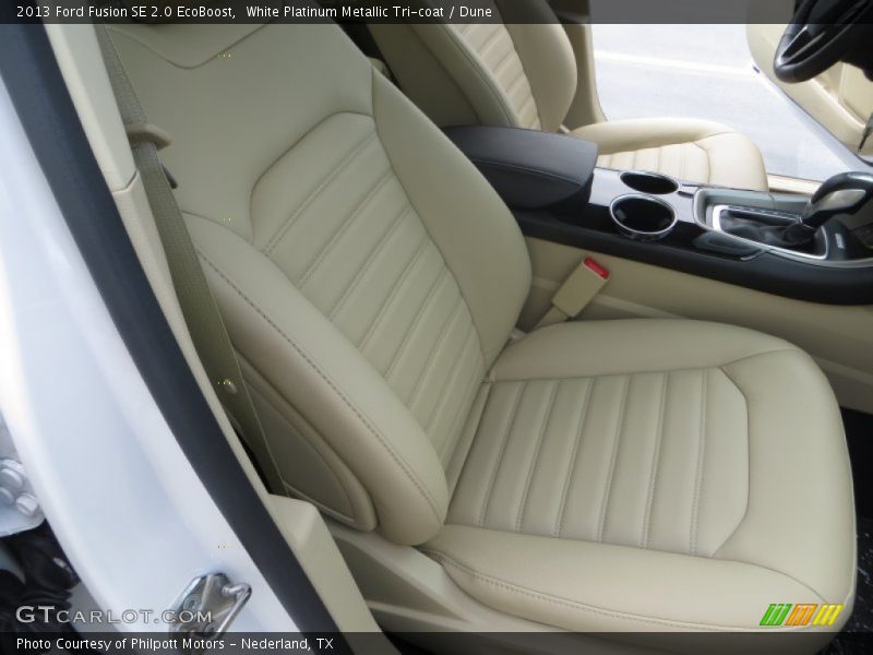 White Platinum Metallic Tri-coat / Dune 2013 Ford Fusion SE 2.0 EcoBoost