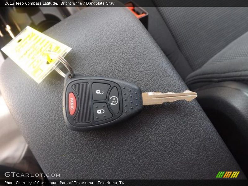 Bright White / Dark Slate Gray 2013 Jeep Compass Latitude