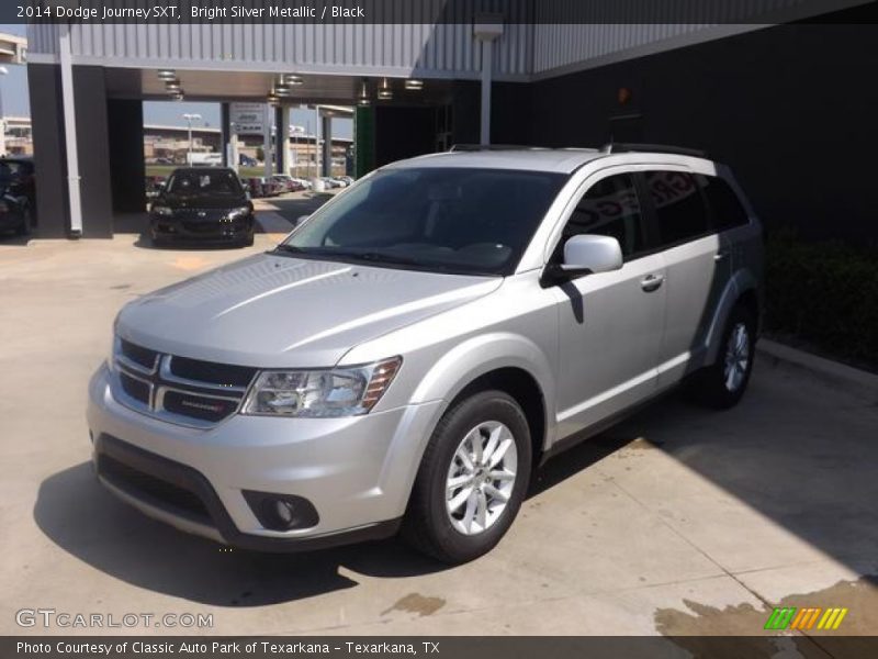 Bright Silver Metallic / Black 2014 Dodge Journey SXT
