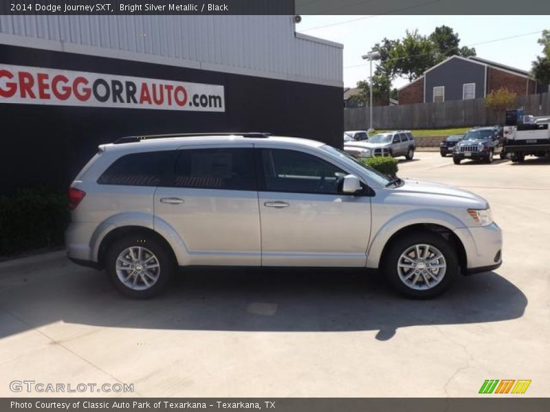 Bright Silver Metallic / Black 2014 Dodge Journey SXT
