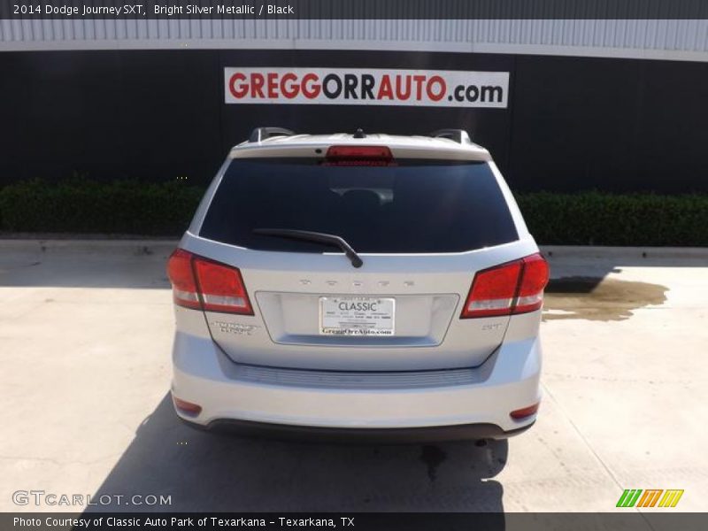 Bright Silver Metallic / Black 2014 Dodge Journey SXT