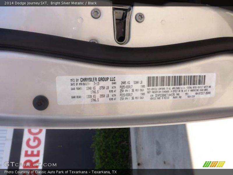 Bright Silver Metallic / Black 2014 Dodge Journey SXT