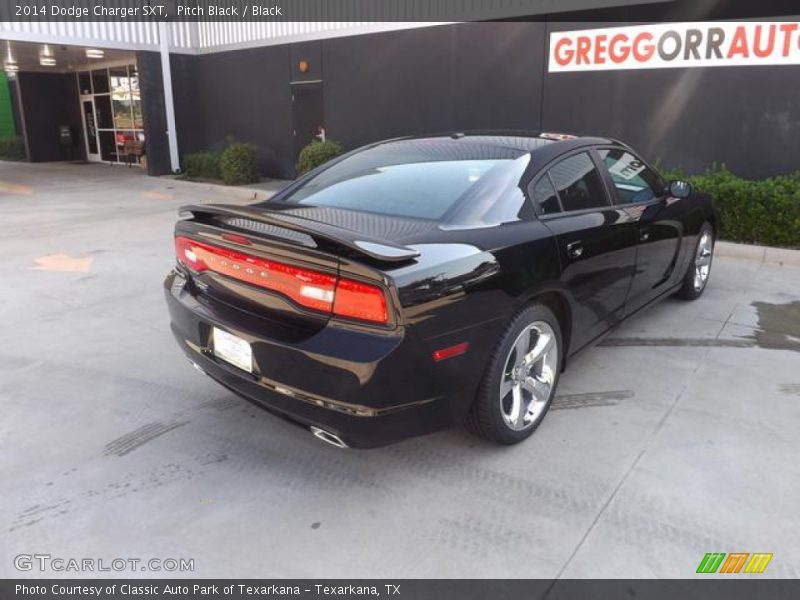 Pitch Black / Black 2014 Dodge Charger SXT